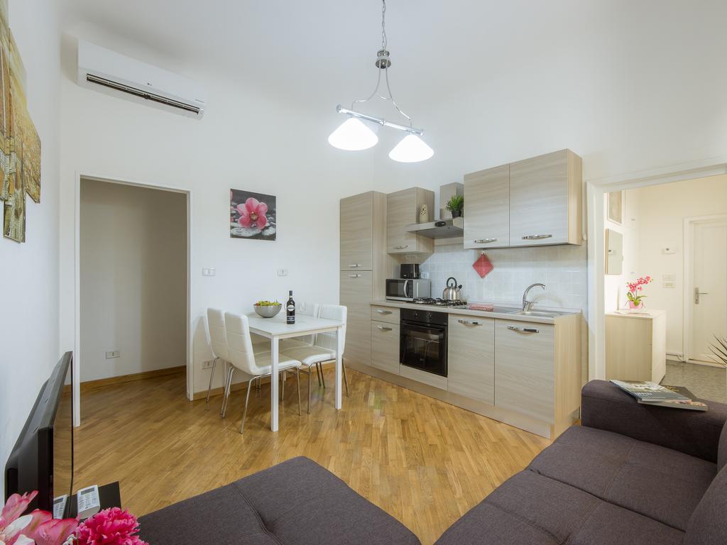 Stylisch Canacci 2 Bedroom Apartment Florence Exterior photo