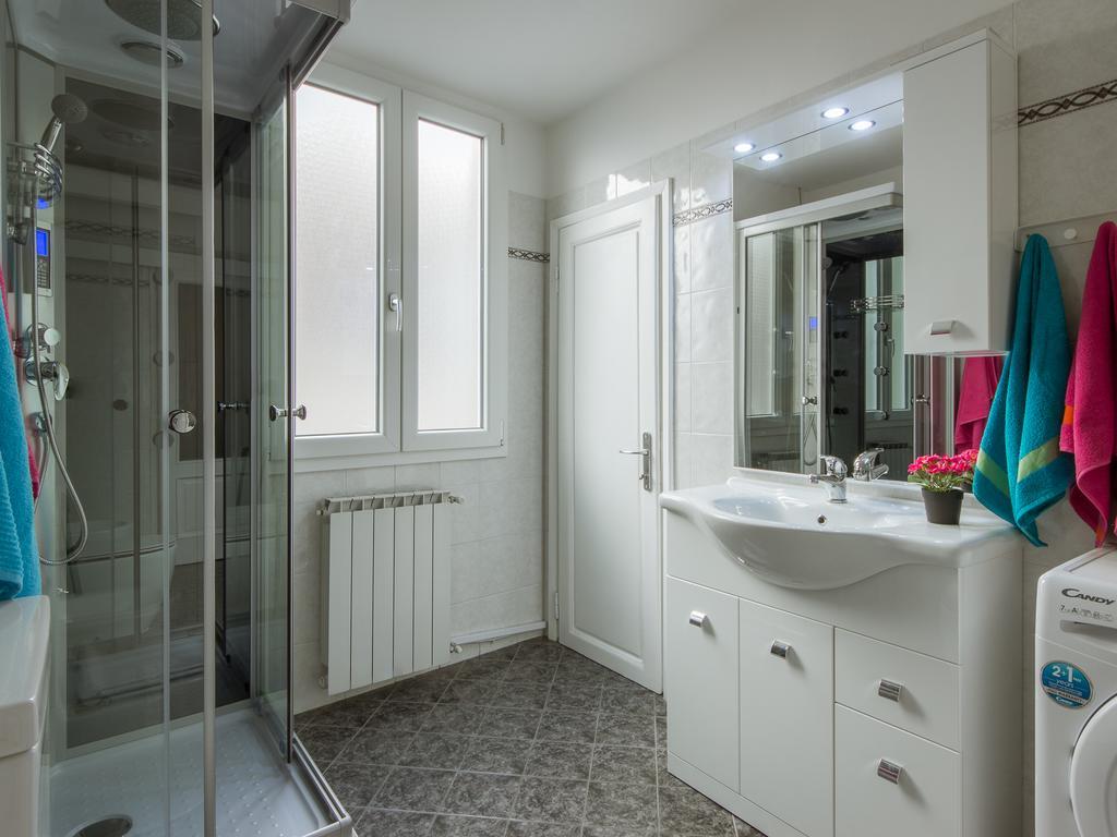 Stylisch Canacci 2 Bedroom Apartment Florence Exterior photo