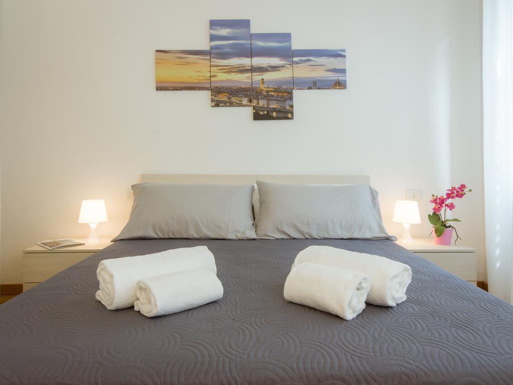 Stylisch Canacci 2 Bedroom Apartment Florence Exterior photo